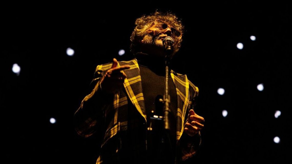 Fito Páez se sienta frente a la cámara y, esta vez, no huye