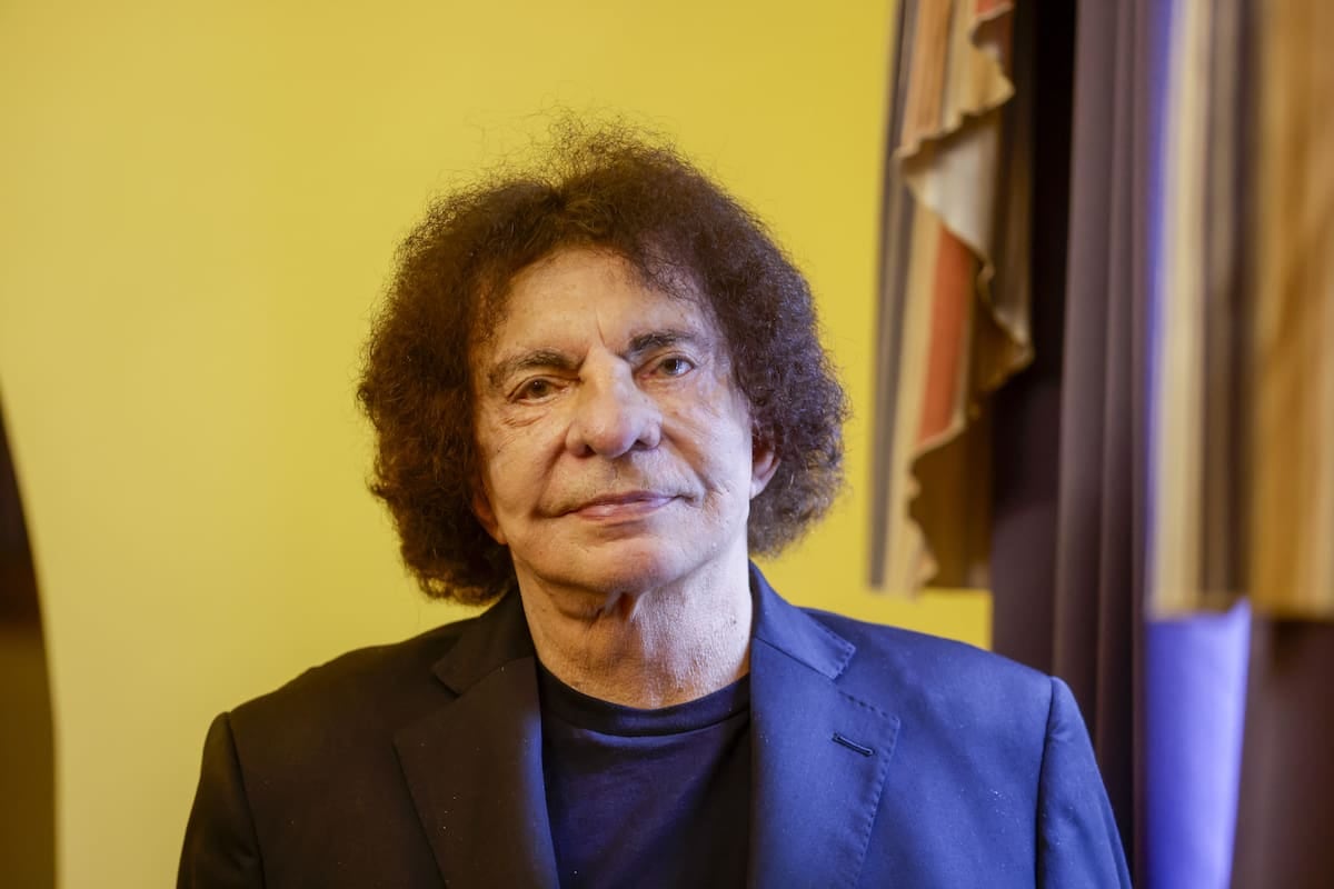 Dolina, el señor de las palabras que ahora también es doctor