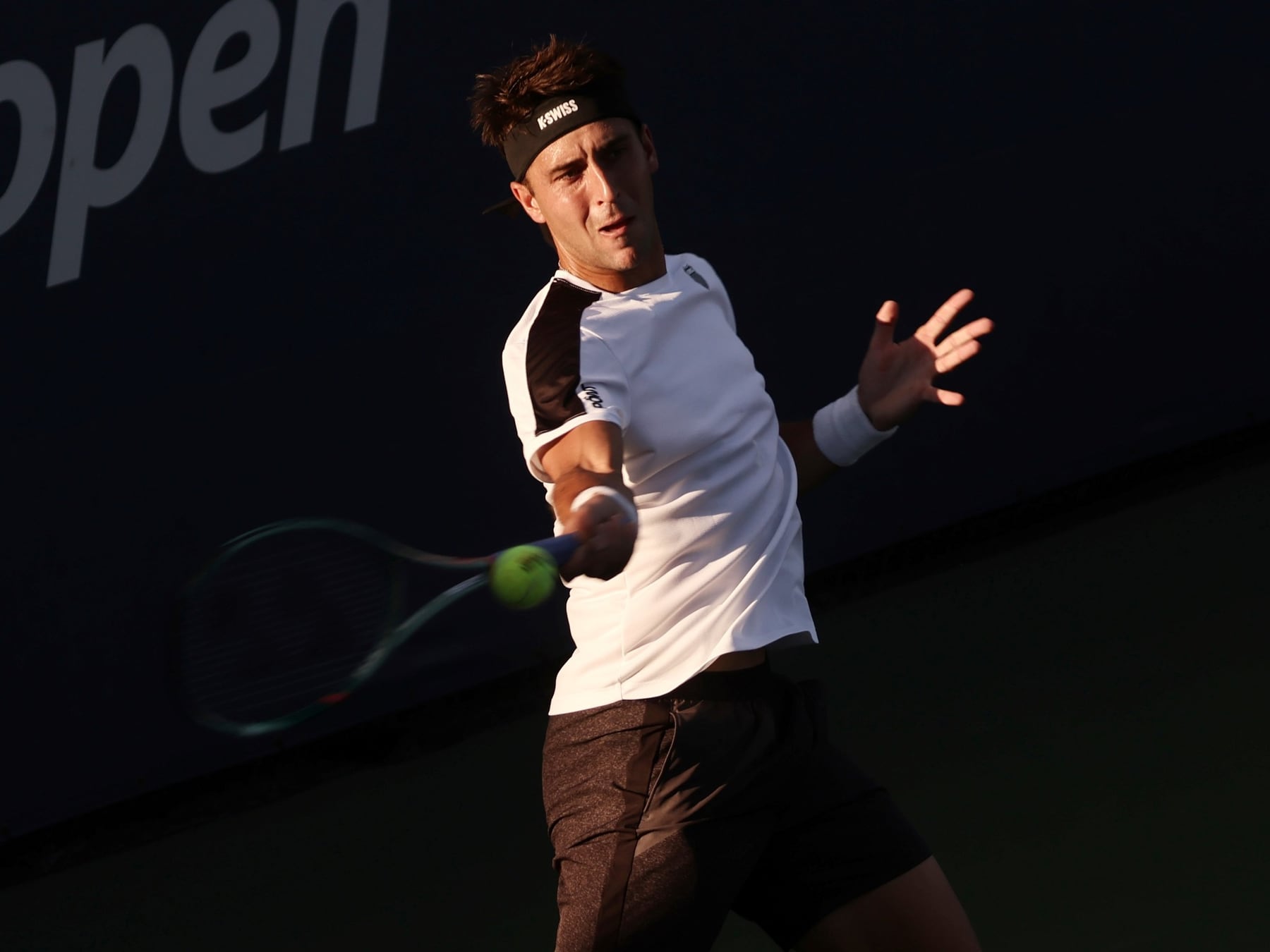 Etcheverry barrió a Navone en el clásico argentino y ya está en la segunda semana del US Open