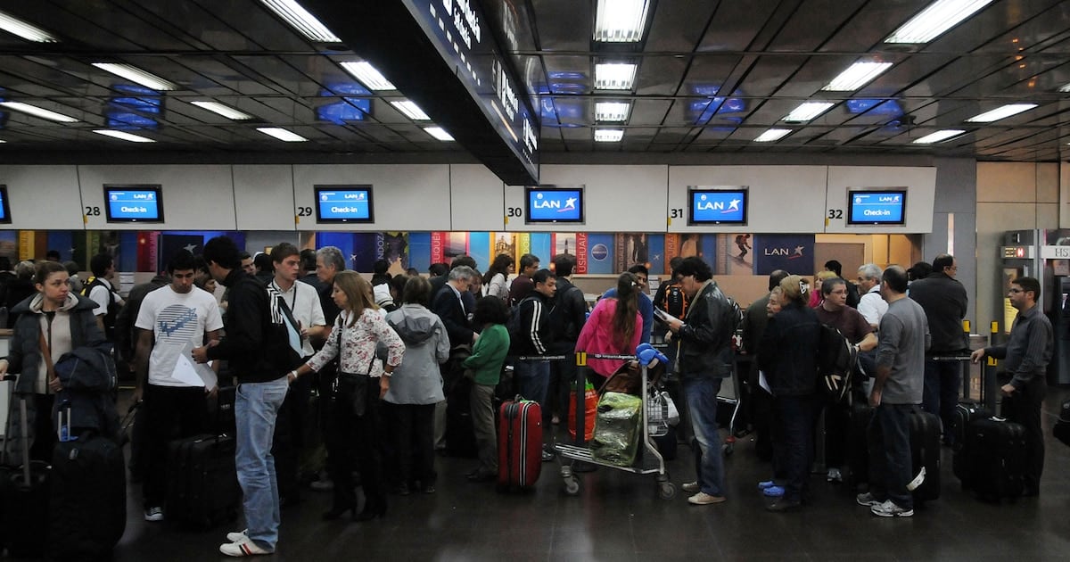 El turismo receptivo corta la mala racha y se anota el primer semestre más alto en un cuarto de siglo