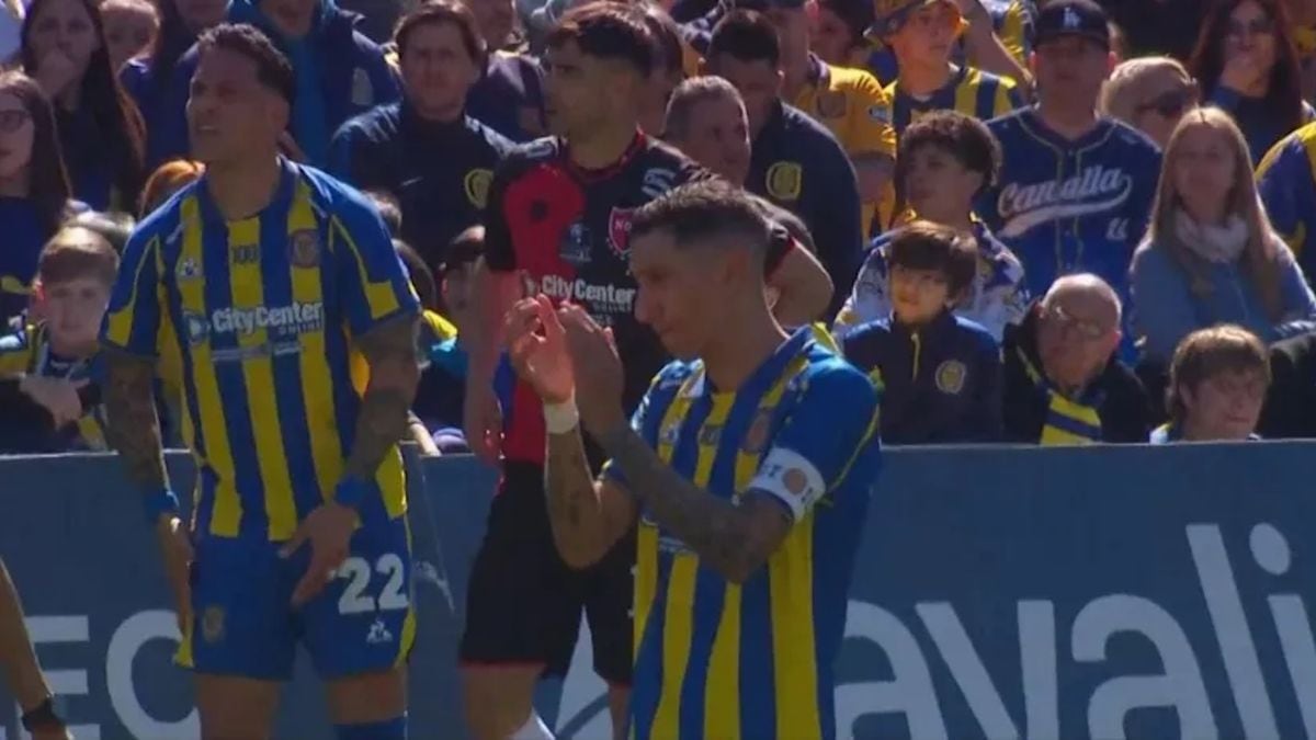 El clásico rosarino se manchó de emoción: homenaje a Messi y empate 1-1 en Arroyito