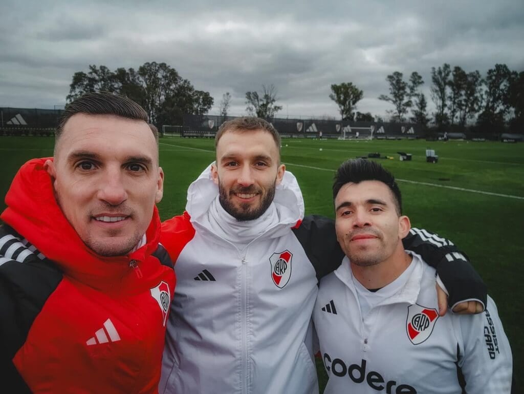 El León rugió en el Monumental: River lo aguantó, lo ganó y estira el invicto