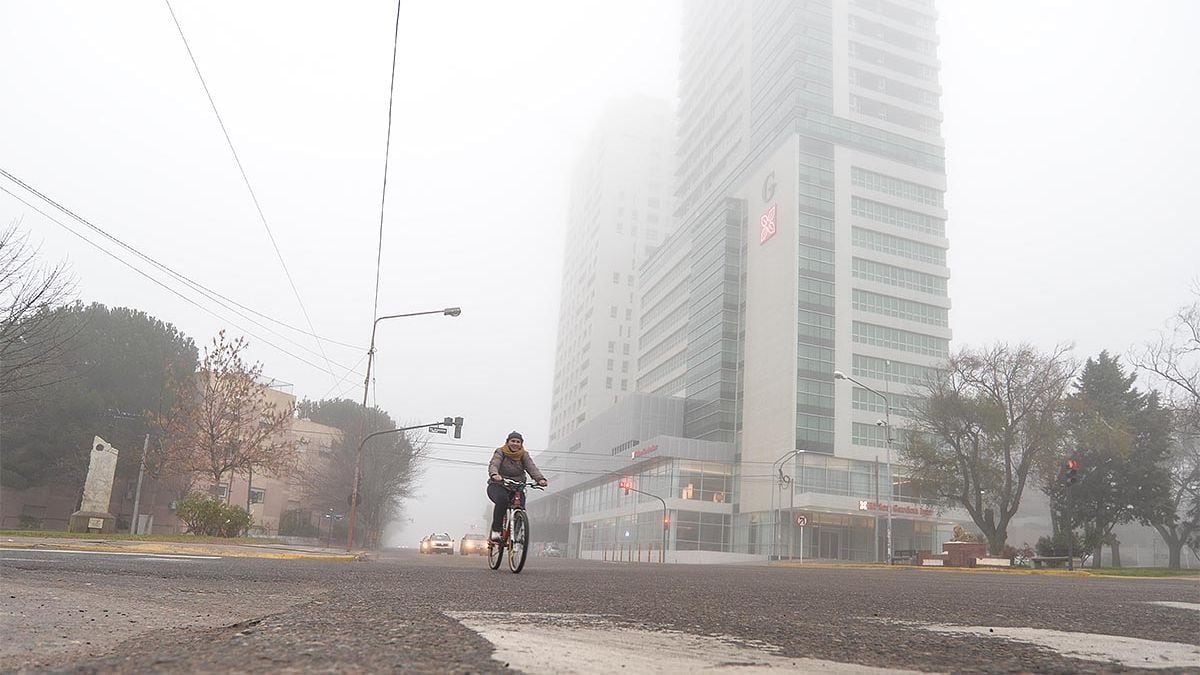 Seis días en agosto que el aire de Neuquén se puso pesado y la UNCo lo midió minuto a minuto