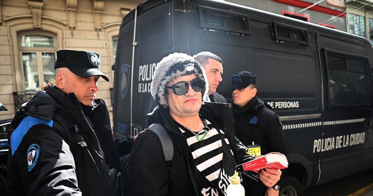 Se reanudó el juicio contra Pity Álvarez con el testimonio pendiente de la médica que hizo la autopsia