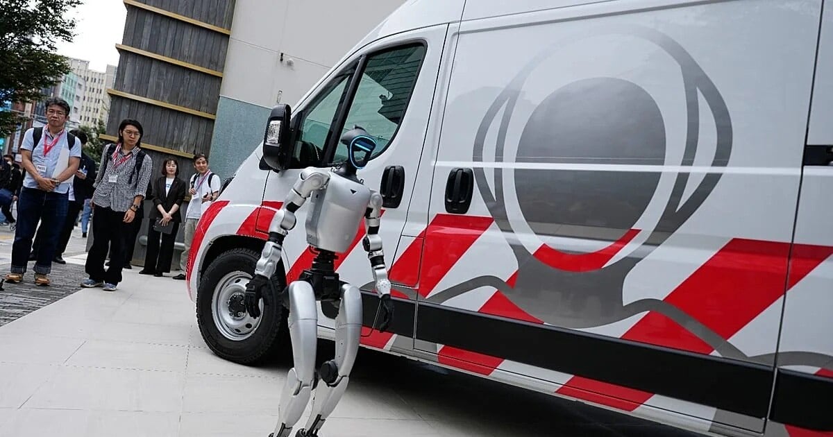 Una ambulancia para robots: la nueva logística de soporte que Japón pone sobre ruedas