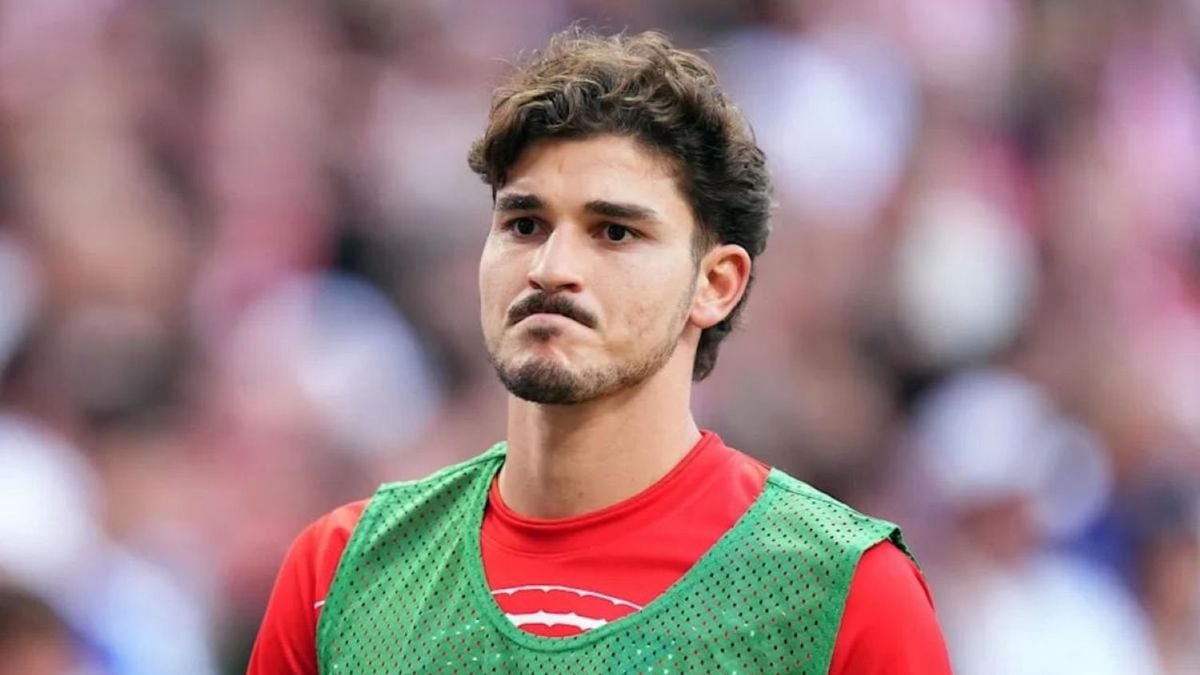 La Araña se queda en Madrid: Julián Álvarez no viajó a San Sebastián y preocupa a Simeone