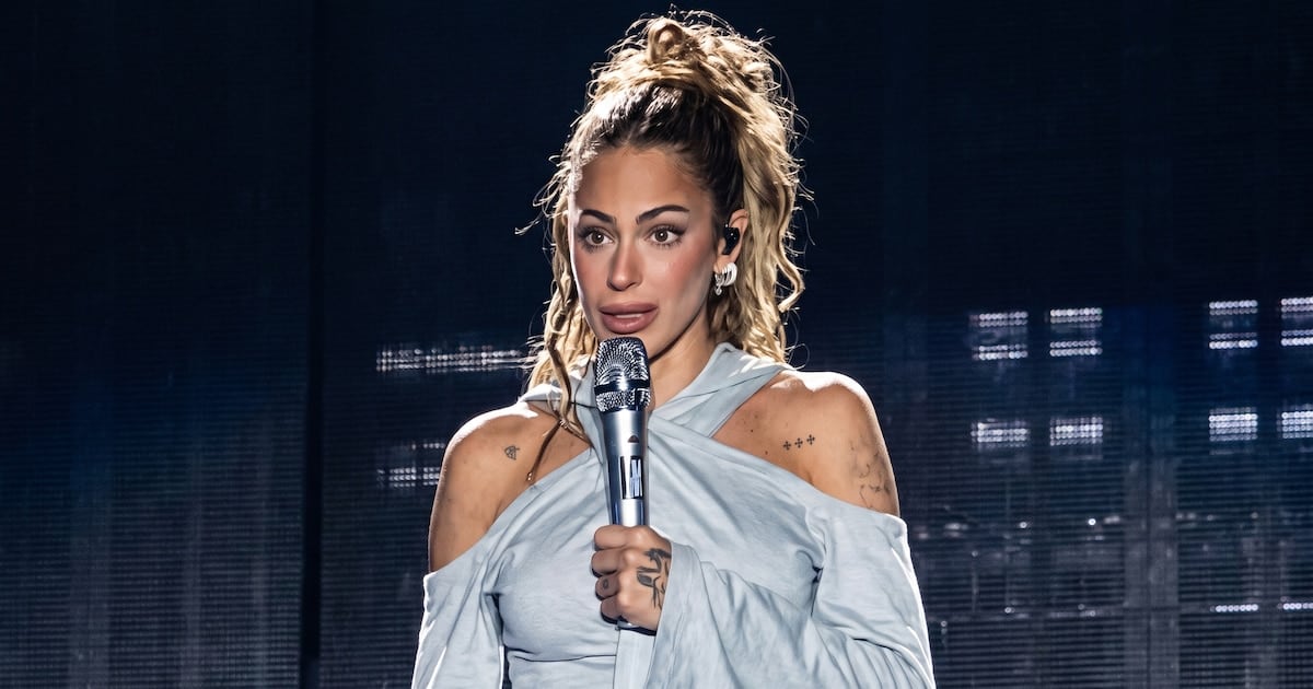 Tini se plantó en el escenario y habló de lo que nadie quiere hablar: la depresión
