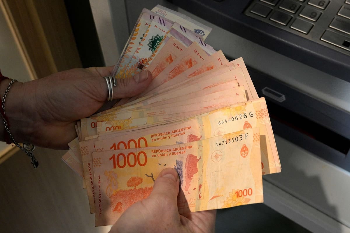 Mora crediticia: los más jóvenes concentran la mayor proporción de incumplimientos, pero el grueso del dinero impago se ubica en la franja de 35 a 44 años