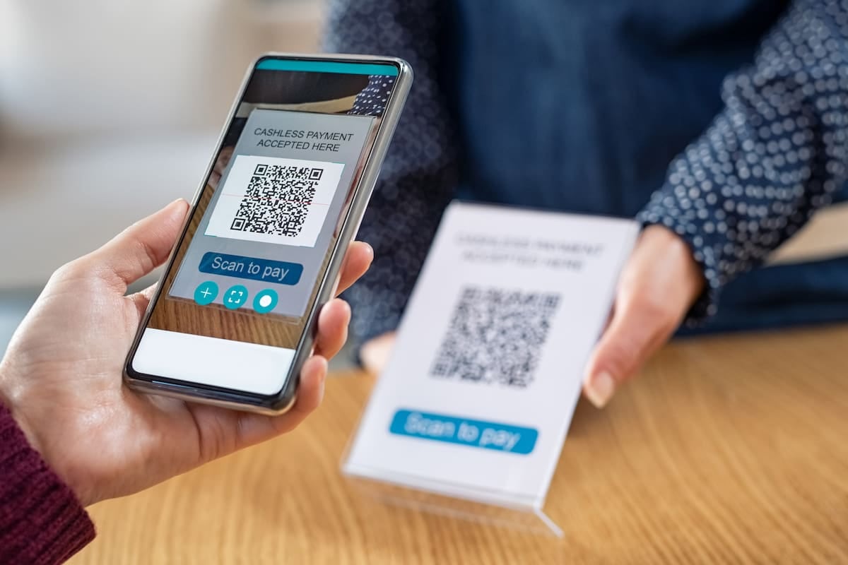 El QR consolida su avance y reconfigura el mapa de pagos minoristas en la Argentina