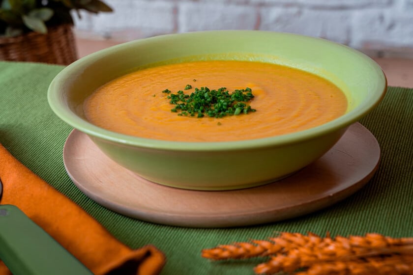 Puré de calabaza con base de cebolla y puerro: una receta simple, en olla tapada y lista para llevar