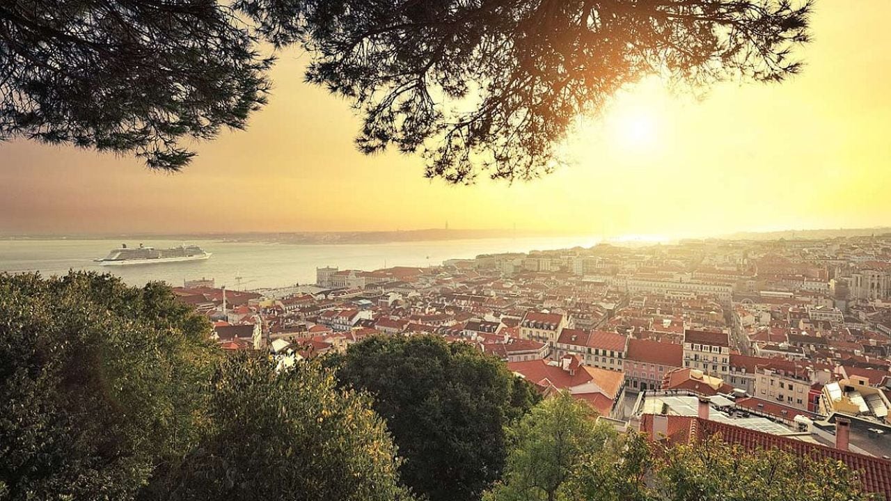 Lisboa via Río: cuando el precio del pasaje duele menos que el insomnio en el avión