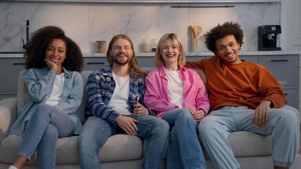 Doce series, doce modos de no saber qué mirar esta semana: una guía con opinión y sin vueltas