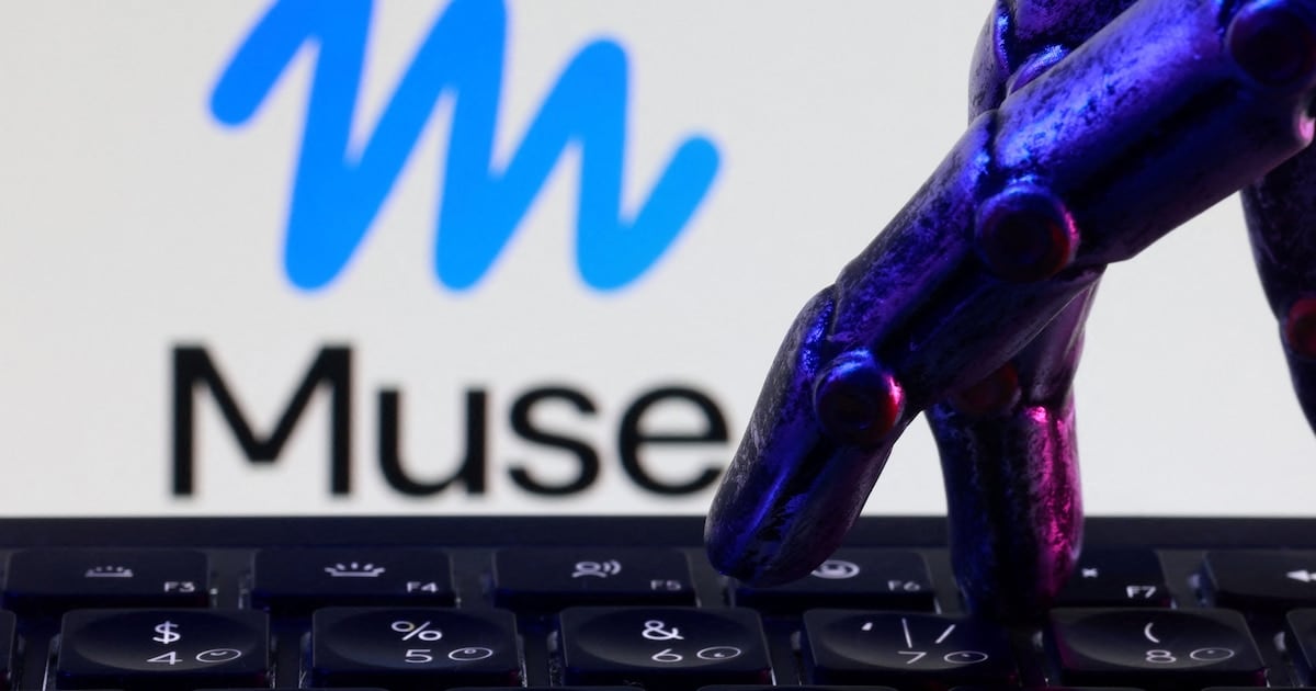 Un youtuber denunció que el asistente de inteligencia artificial de Meta negoció una venta en su nombre y compartió su domicilio sin pedirle autorización