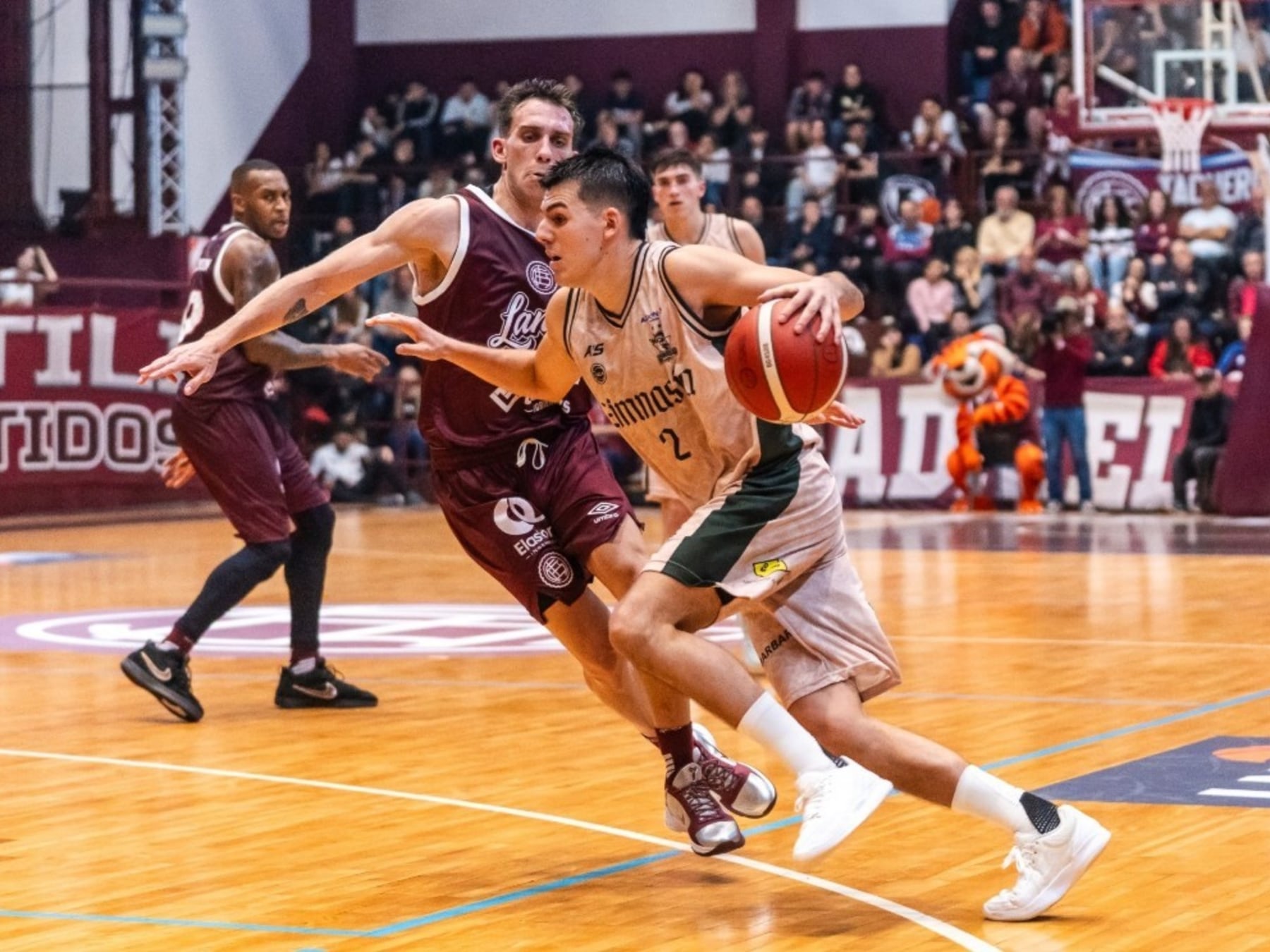El León rugió primero: Gimnasia pasó por arriba a Lanús en la vuelta a la Liga
