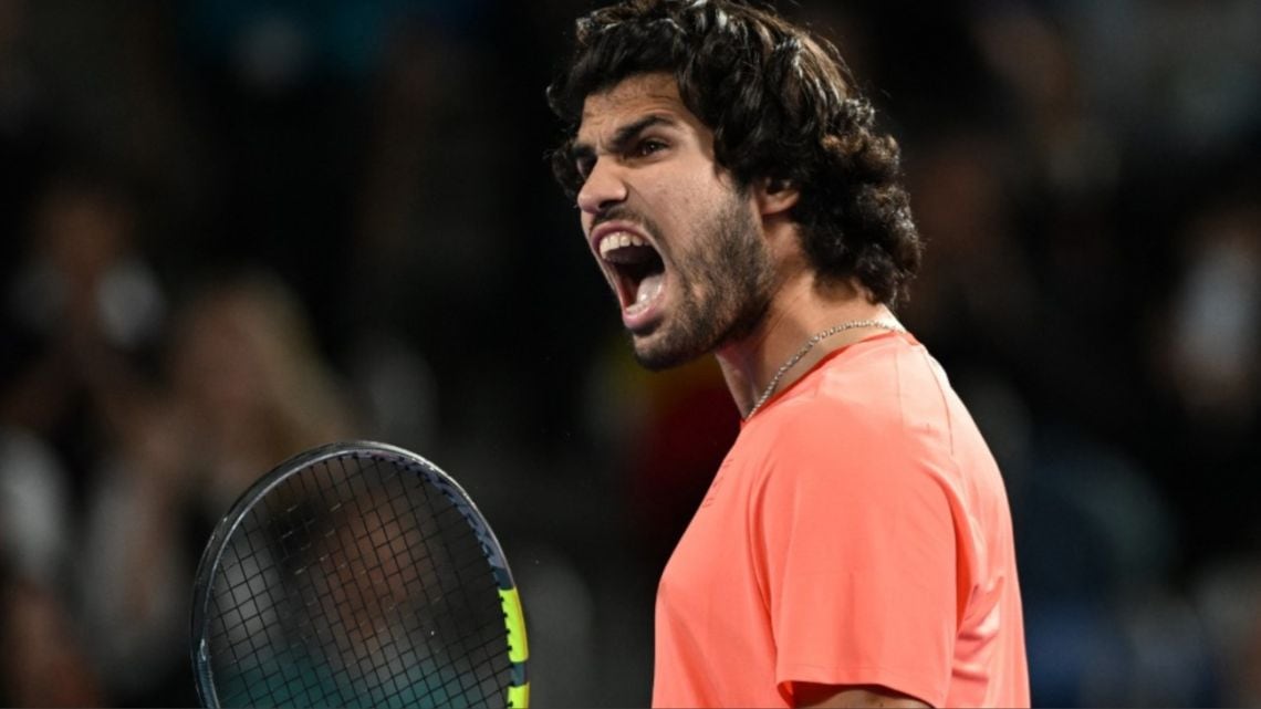 Alcaraz lo dio vuelta, va por el bicampeonato en Tokio y se cruza con Lehecka
