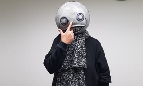 Yoko Taro, el señor de la máscara: trabajar para no olvidarse de quién es