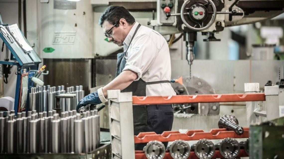 La industria manufacturera acumula una pérdida de 66.262 puestos registrados entre 2024 y 2026