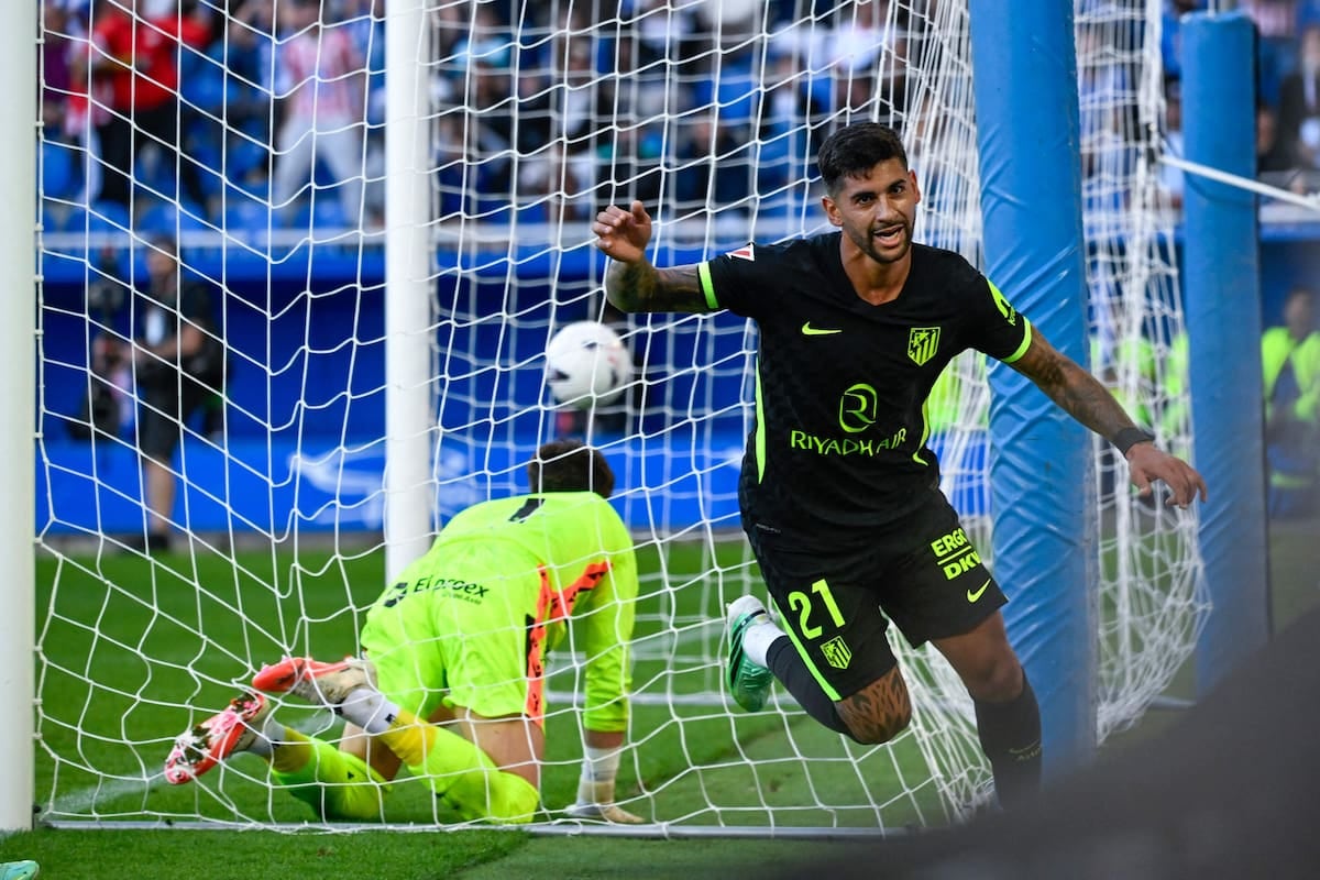 Cuti Romero bajó la persiana en Mendizorroza y Atlético se vuelve a acomodar en la pelea
