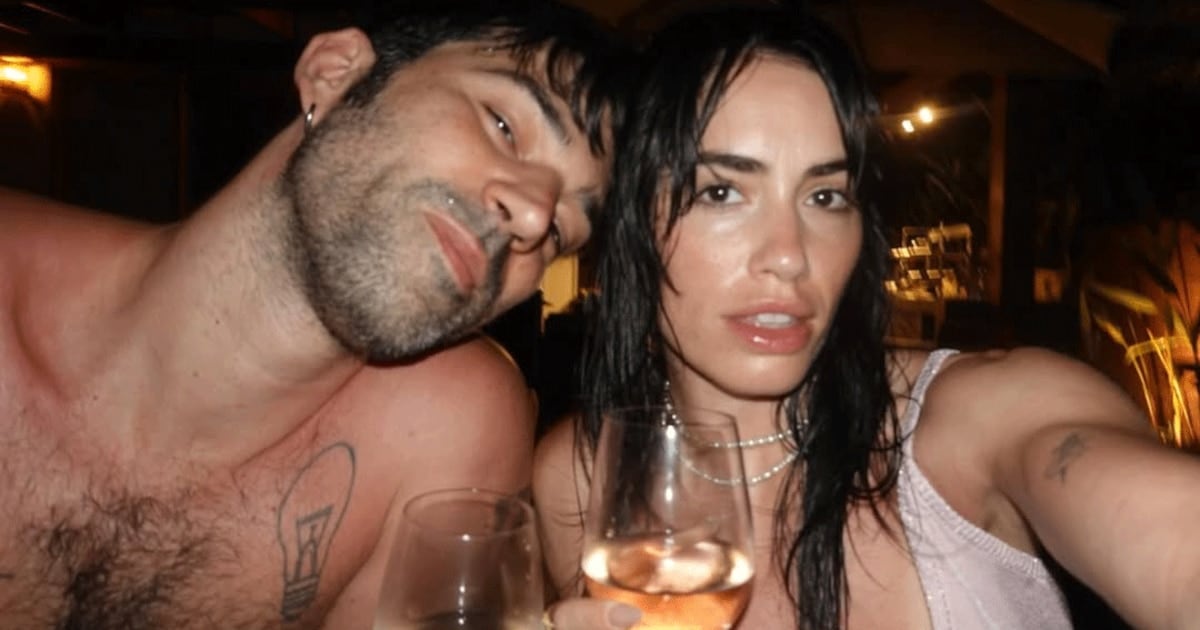 Lali sopló 35 velas en Río y la sorpresa llegó desde África: una de bailarines, con foto impresa y todo