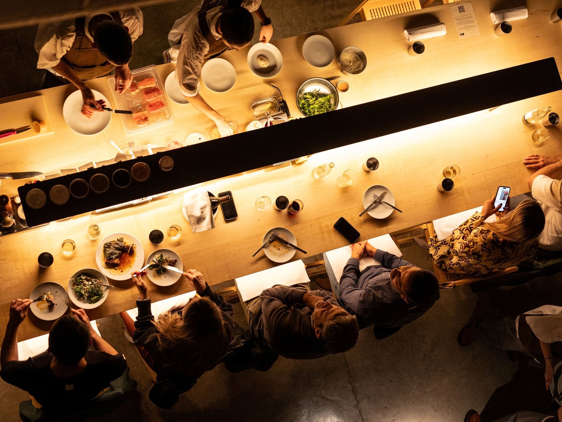 La mesa se achica: cómo se reconfiguró el consumo gastronómico porteño en los últimos diez años