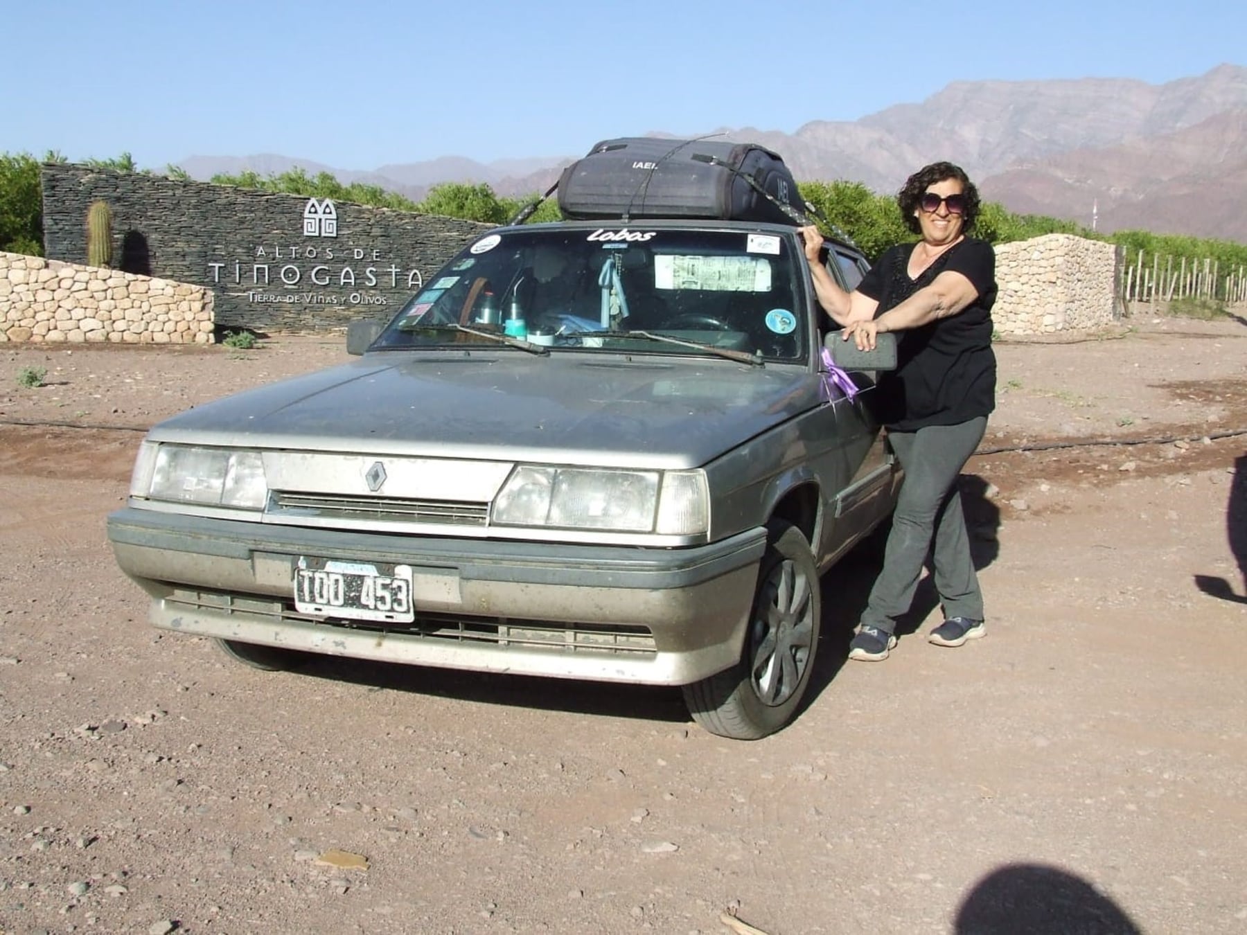 La mujer que armó su casa sobre ruedas en un Renault 11 y se fue a recorrer la Argentina sola