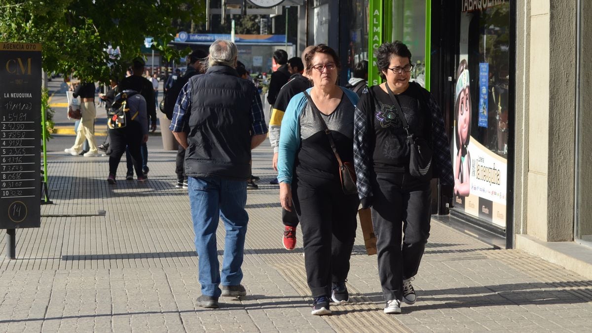 El gasto↑ y las ventas↓: el detalle del Día de la Madre en Neuquén