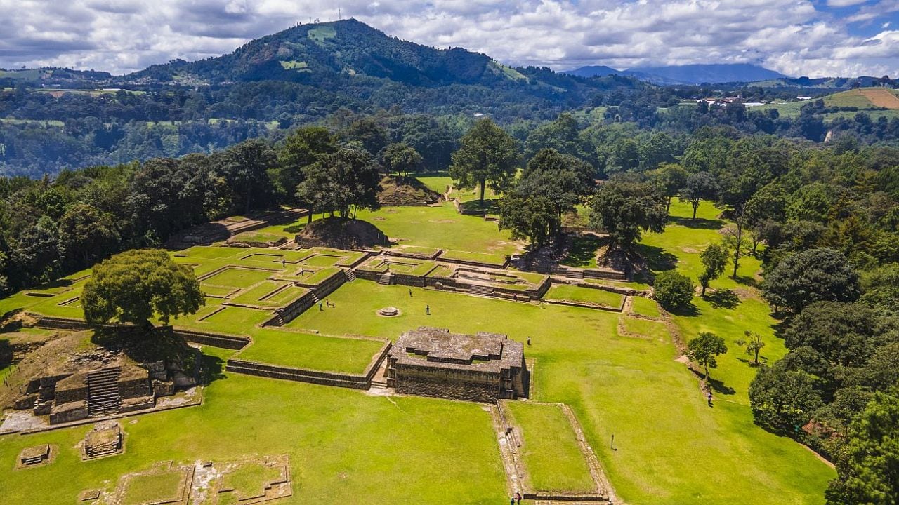 Guatemala en trece días: arqueología, pueblos indígenas y playa