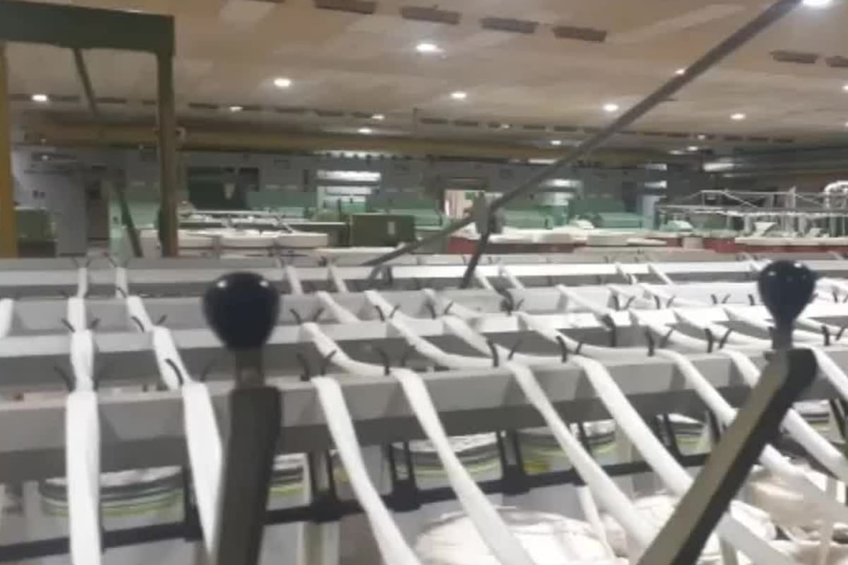 Algodonera Avellaneda:papel Suspenso, Cobros Pendientes y 60 Días para Definir el Futuro Laboral