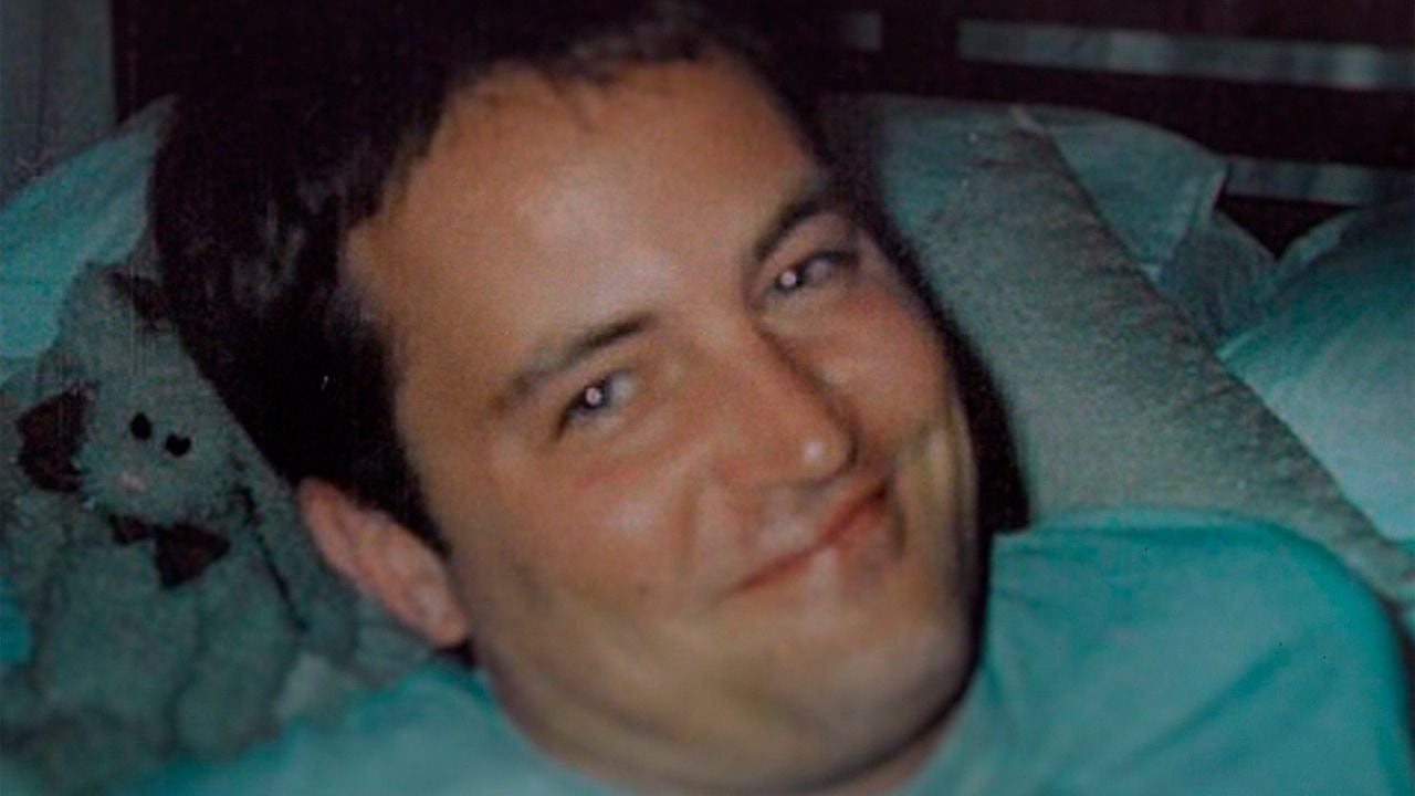 La vida de Matthew Perry, más allá de la fama: un documental reúne las voces de su entorno